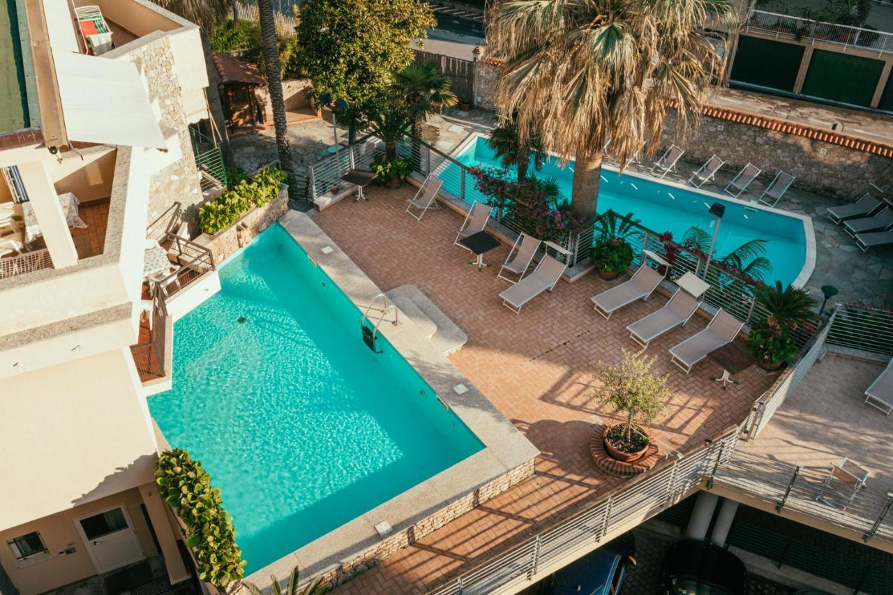 פינאלה ליגורה Hotel Residence La Palma מראה חיצוני תמונה